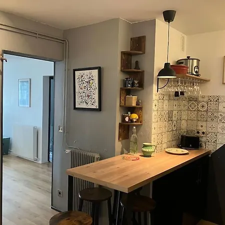 Appartement Charmant T4 Proche Centre-ville
